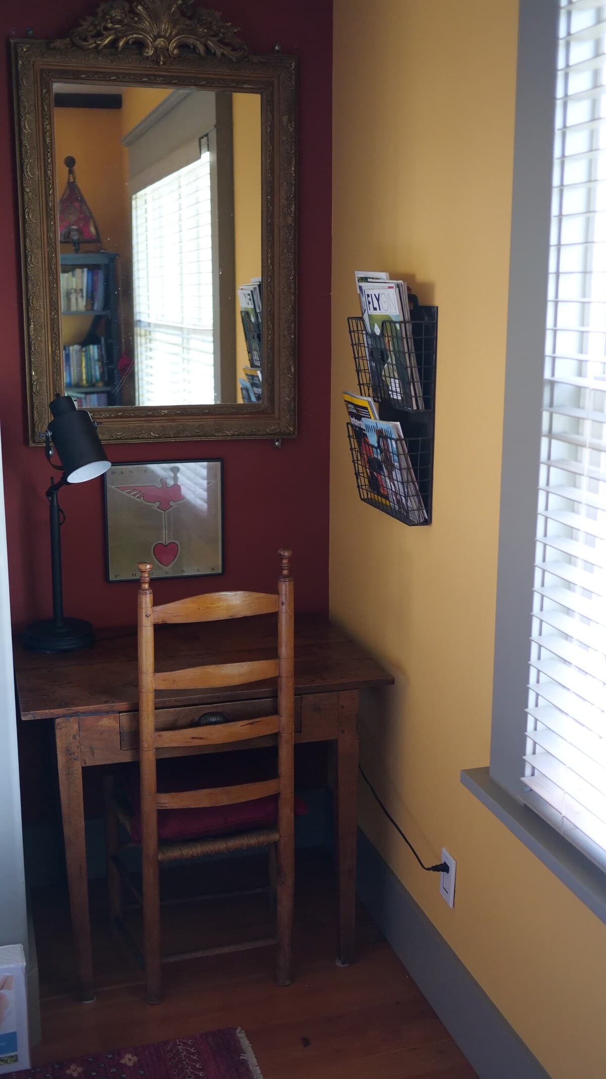 Charming Craftsman Flat, Steps to Downtown - Photo 8