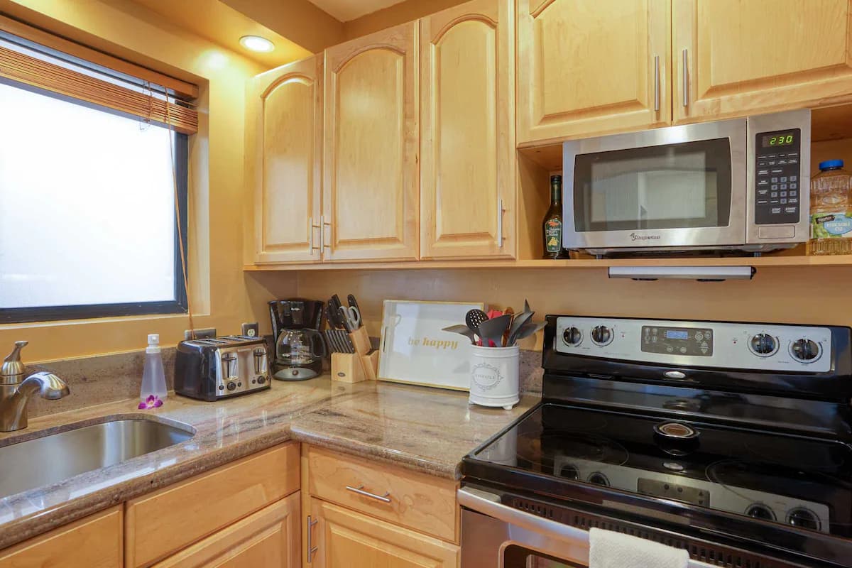 Condo in Wailuku · ★4.75 · 1 bedroom · 1 bed · 1 bath - Image 13