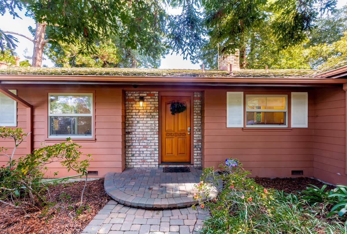 Home in Menlo Park · ★4.77 · 5 bedrooms · 6 beds · 3 baths - Image 44