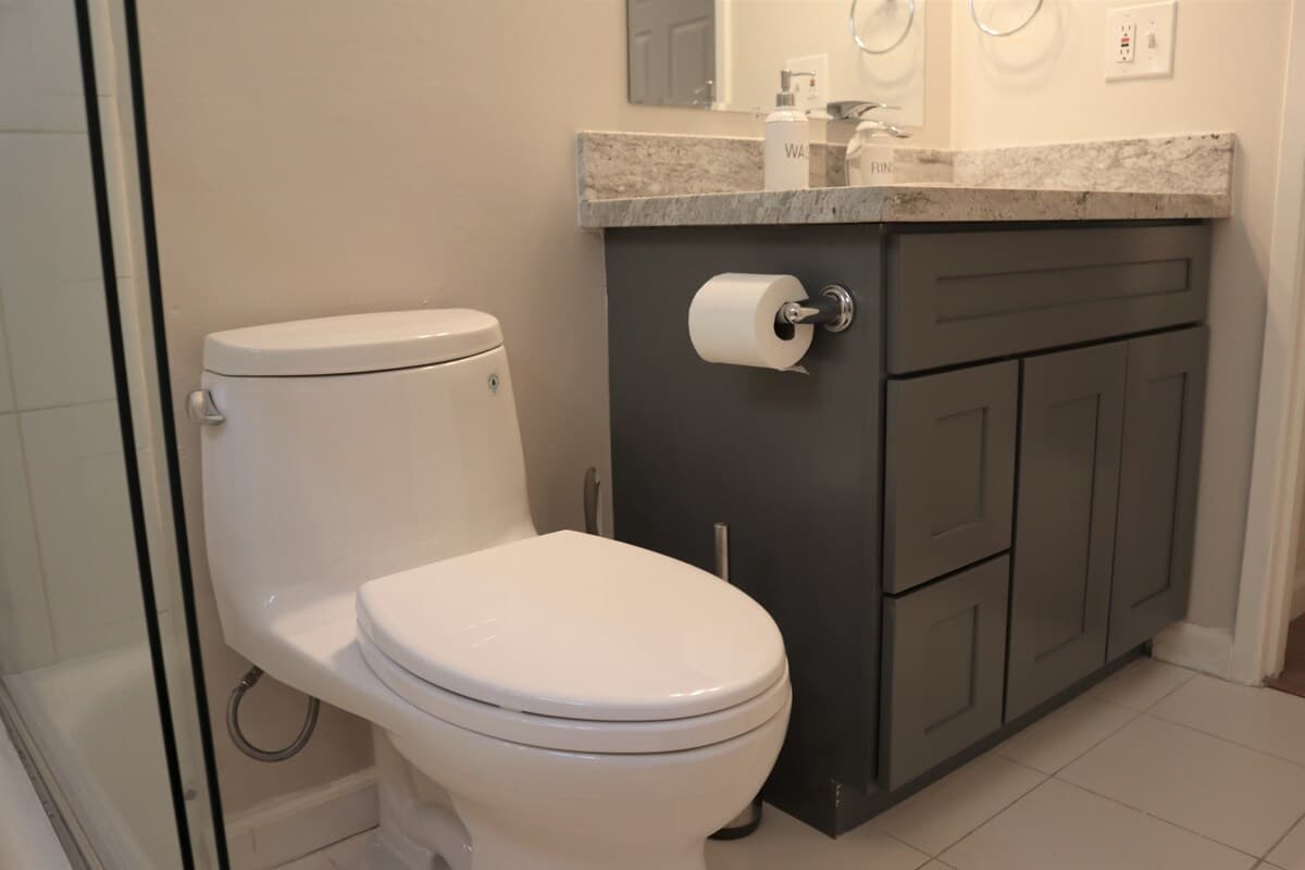Renovated 2 BR Apt Near Mountain View Downtown - Image 79