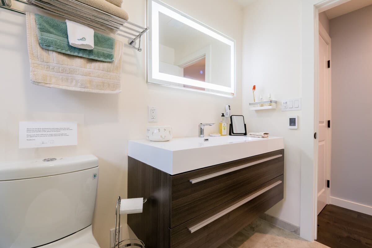 Guesthouse in Menlo Park · ★4.93 · 1 bedroom · 1 bed · 1 bath - Image 36