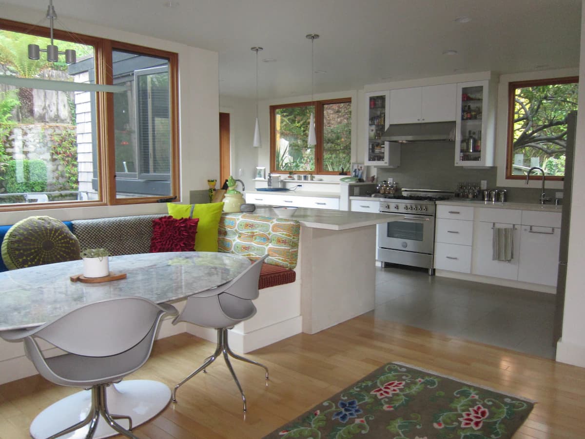 Dolores Park 3-Story Home with City Views - Photo 6