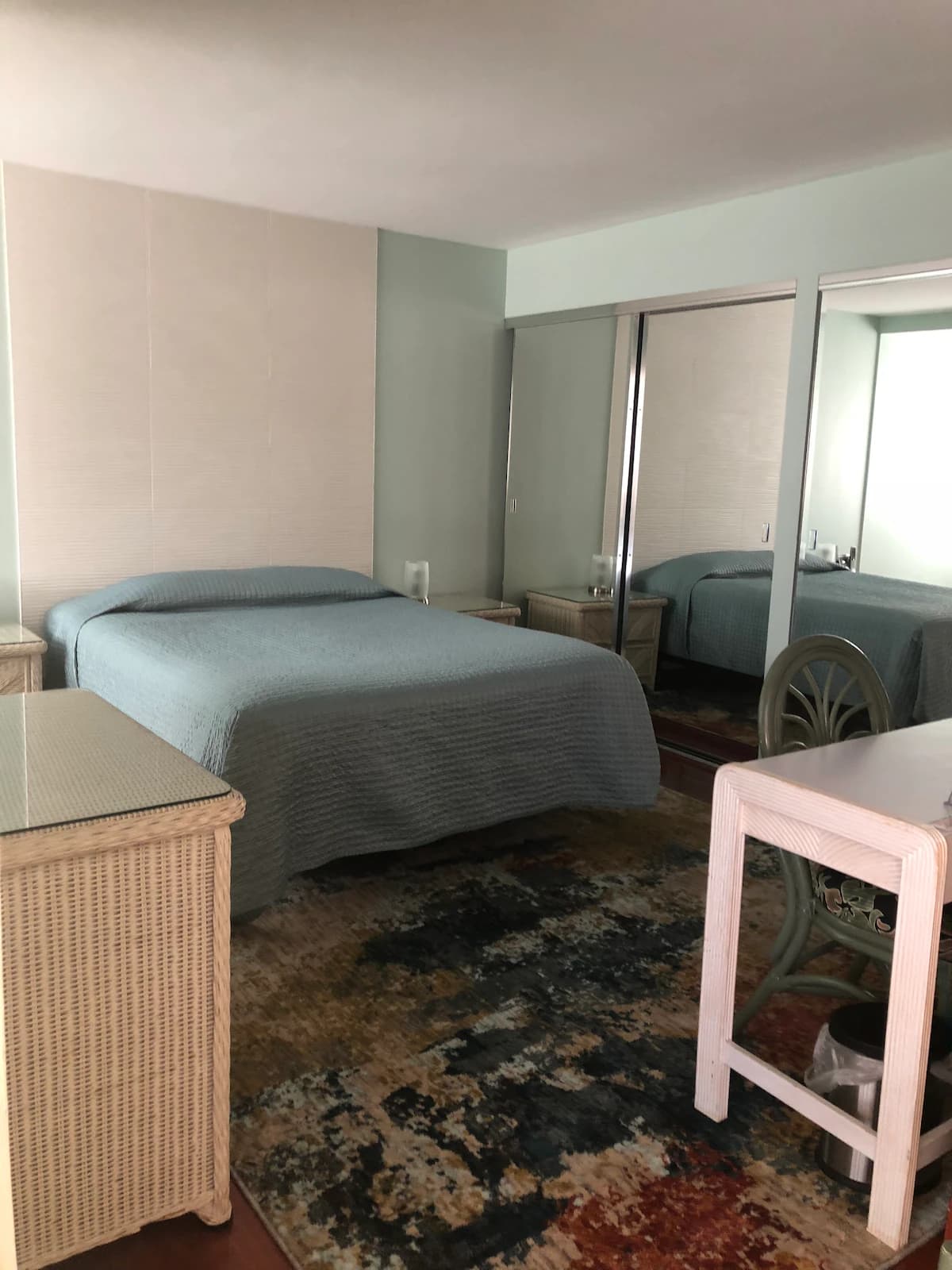 Condo in Honolulu · ★4.88 · 1 bedroom · 3 beds · 1 bath - Image 17