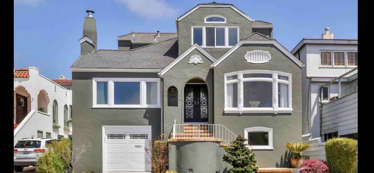 Luxury Home with Ocean View, Peloton & EV Charger - Photo 17