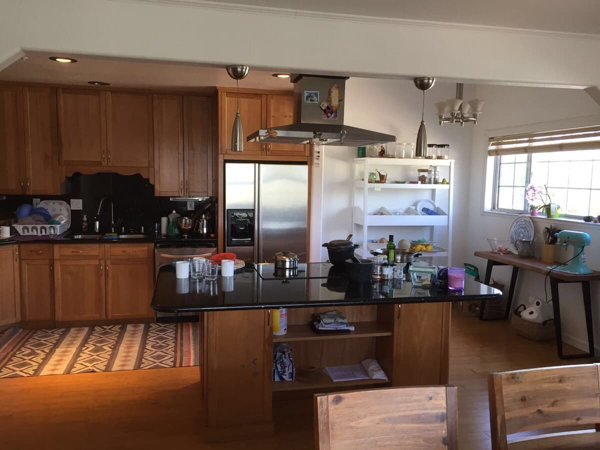 Silicon Valley Family Home, Pool & Gym Access - Photo 18