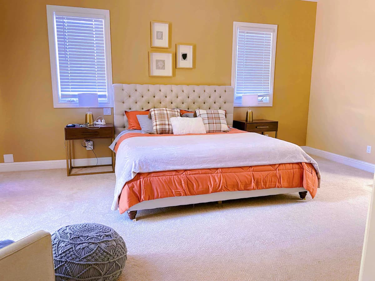 Home in Palo Alto · ★4.6 · 5 bedrooms · 5 beds · 3.5 baths - Image 28