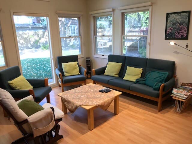 Quiet Palo Alto Home Near Stanford & Tech HQs - Photo 20