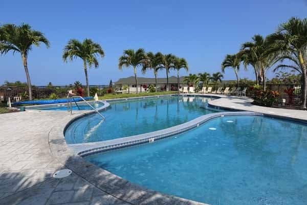 Townhouse in Kailua-Kona · ★4.79 · 3 bedrooms · 3 beds · 3 baths - Image 29