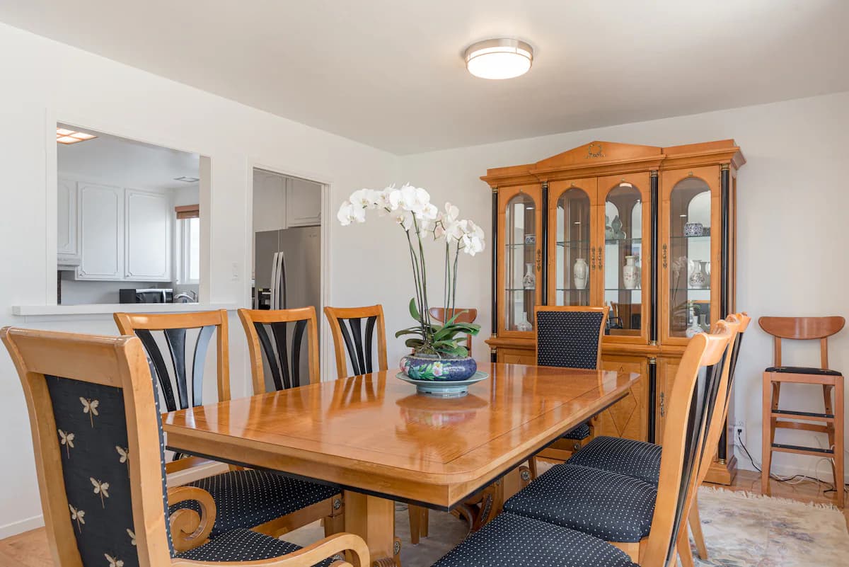 Home in Daly City · ★4.93 · 3 bedrooms · 4 beds · 2 baths - Image 17
