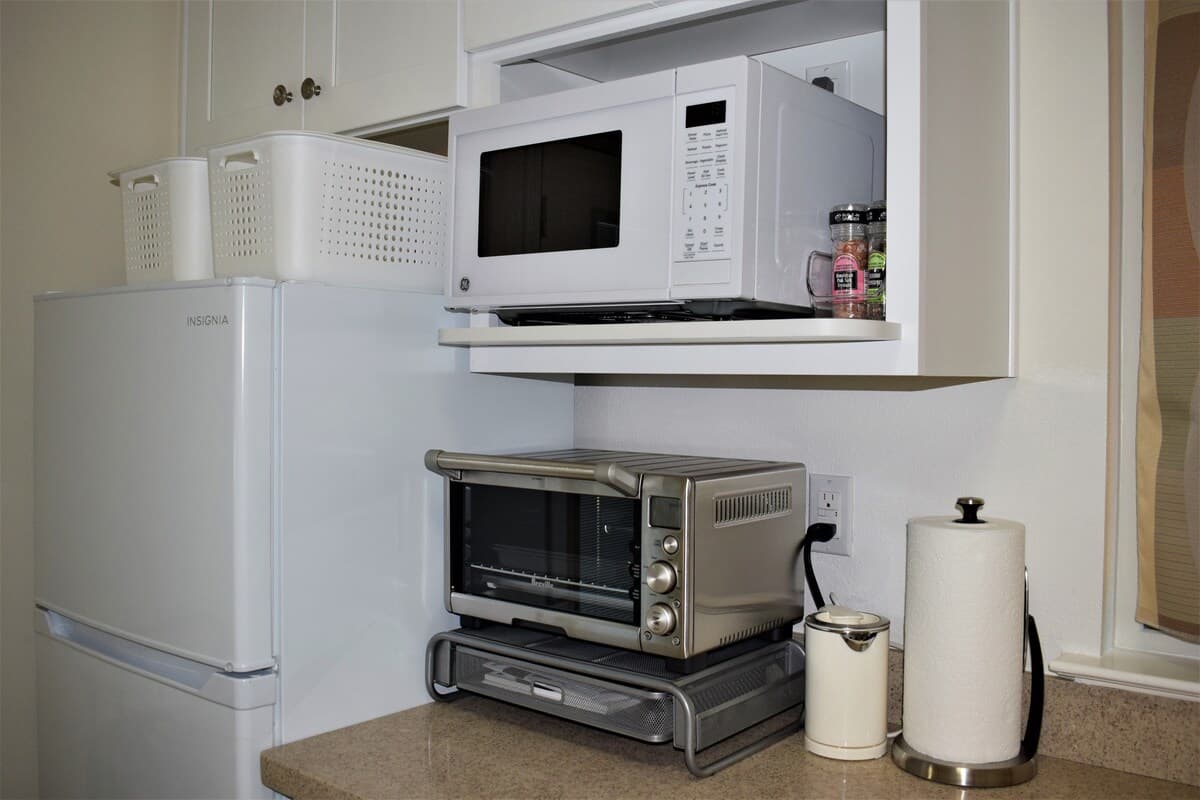 Guesthouse in Mountain View · ★4.99 · 1 bedroom · 1 bed · 1 bath - Image 3