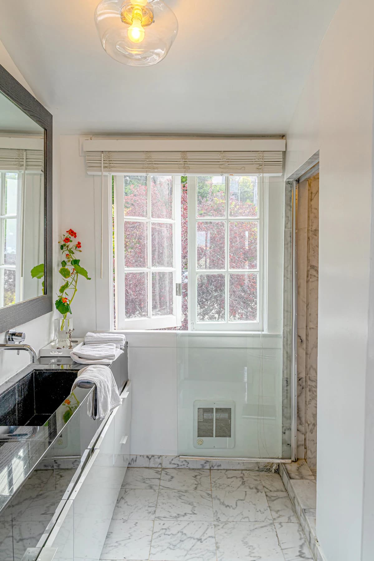Edwardian Villa with Panoramic Views & Sauna - Photo 27