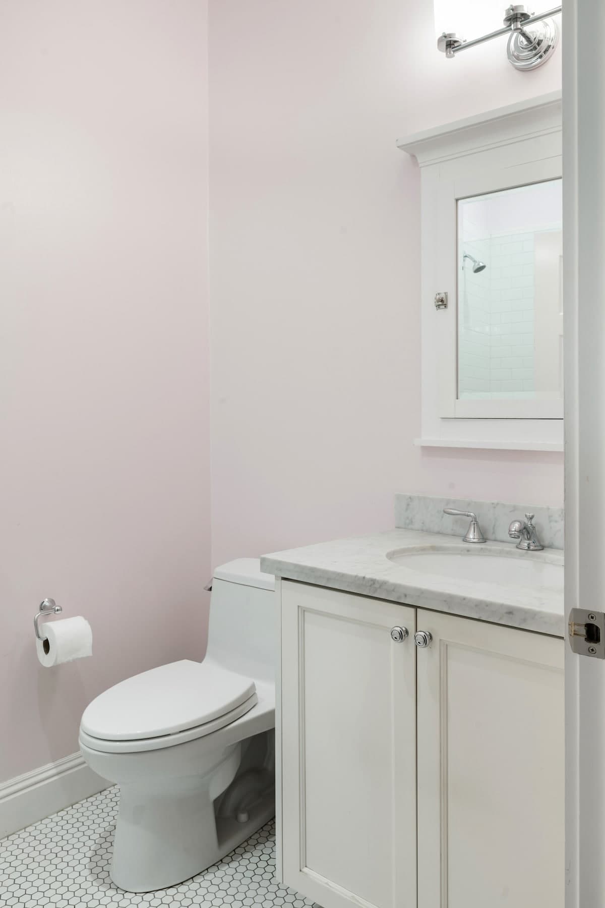 Home in San Francisco · ★4.97 · 3 bedrooms · 3 beds · 2.5 baths - Image 80