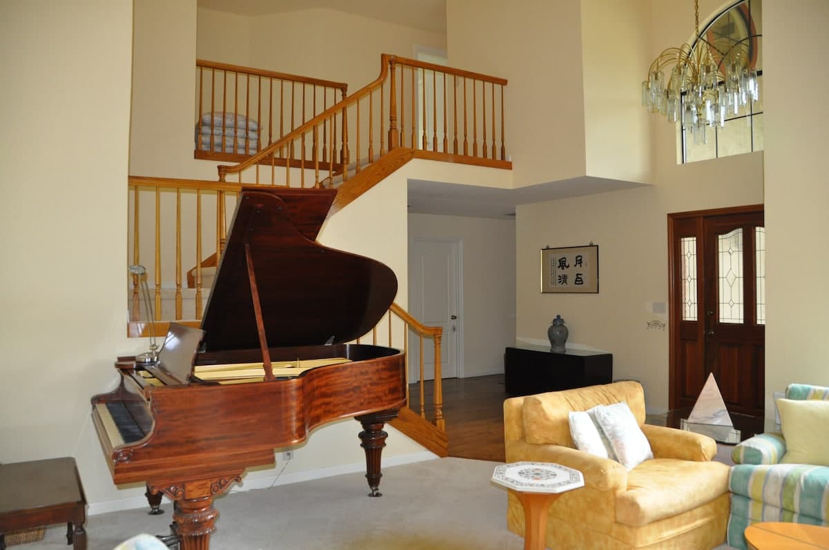 Home in Palo Alto · ★4.95 · 4 bedrooms · 4 beds · 3 baths - Image 1