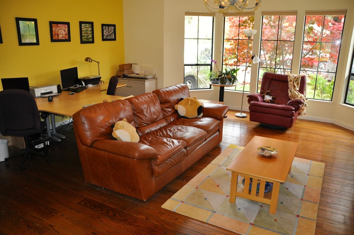 Home in Palo Alto · ★4.95 · 4 bedrooms · 4 beds · 3 baths - Image 20