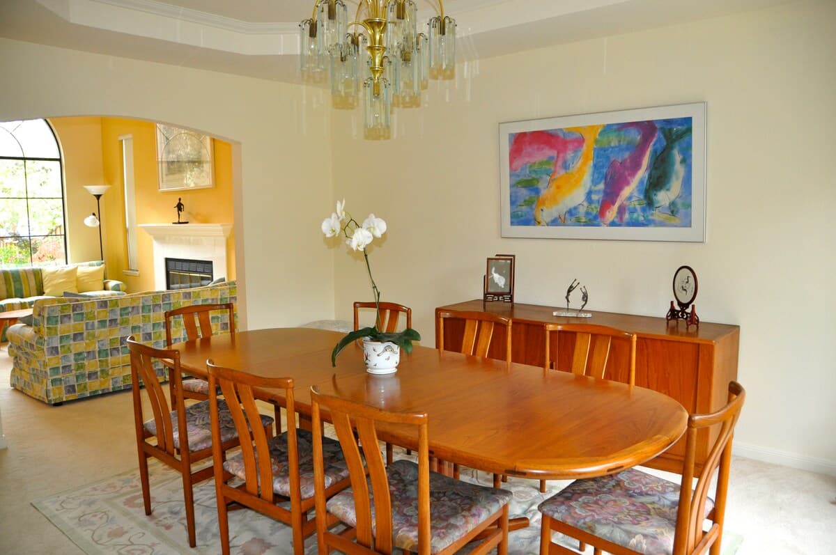 Home in Palo Alto · ★4.95 · 4 bedrooms · 4 beds · 3 baths - Image 9