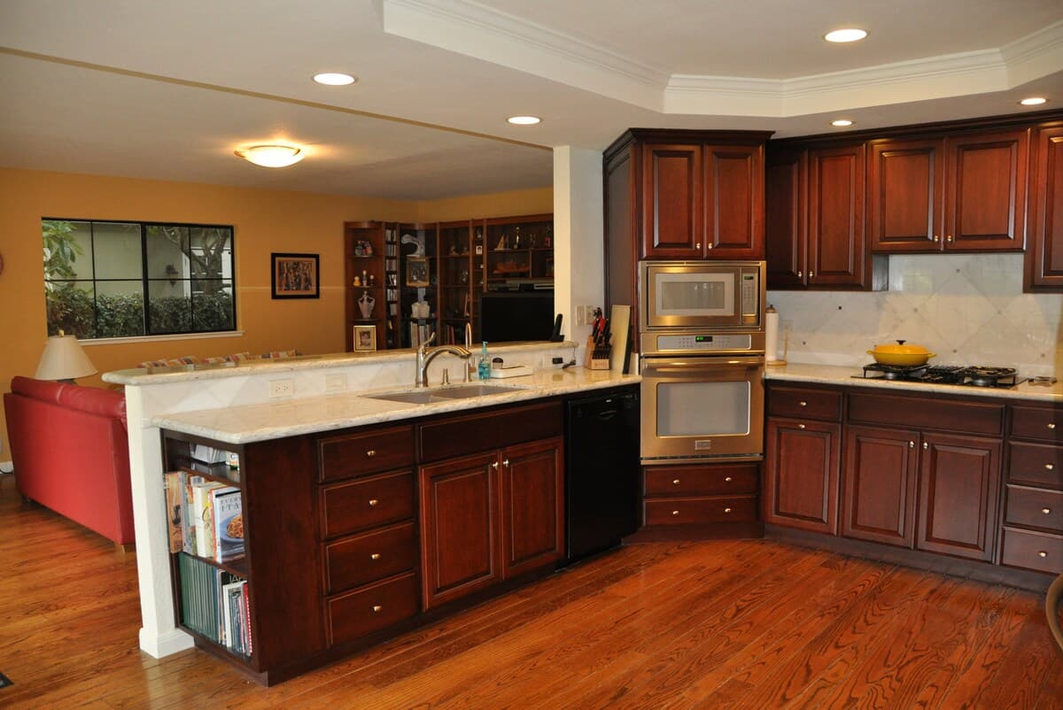 Home in Palo Alto · ★4.95 · 4 bedrooms · 4 beds · 3 baths - Image 6