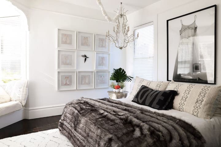 1890 Grand Victorian, Theater Room & Garden - Photo 34