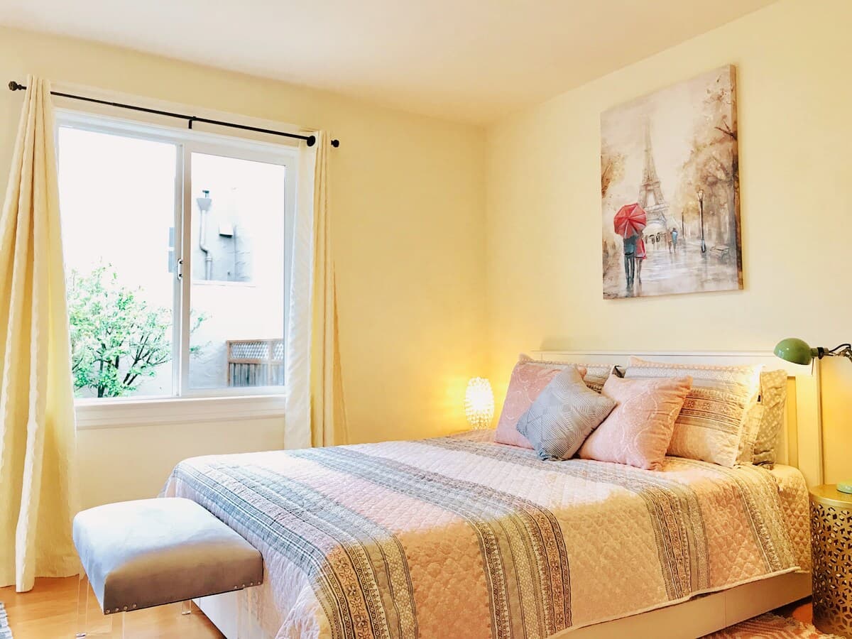 Relaxed 3B/2Ba Home with Private Parking - Photo 38