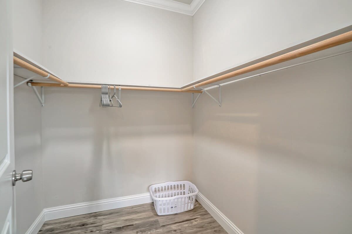 Home in Mountain View · ★4.79 · 3 bedrooms · 4 beds · 2.5 baths - Image 24