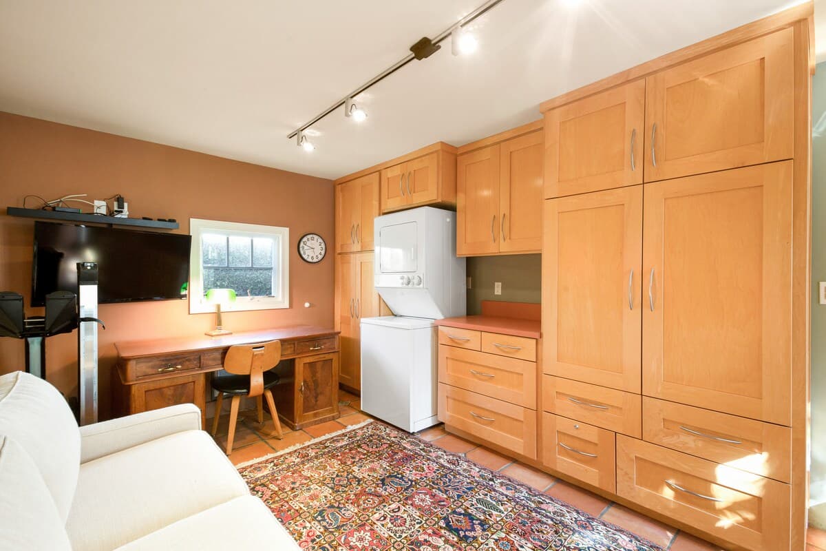 Tudor Gem Near Downtown Palo Alto & Stanford - Photo 31