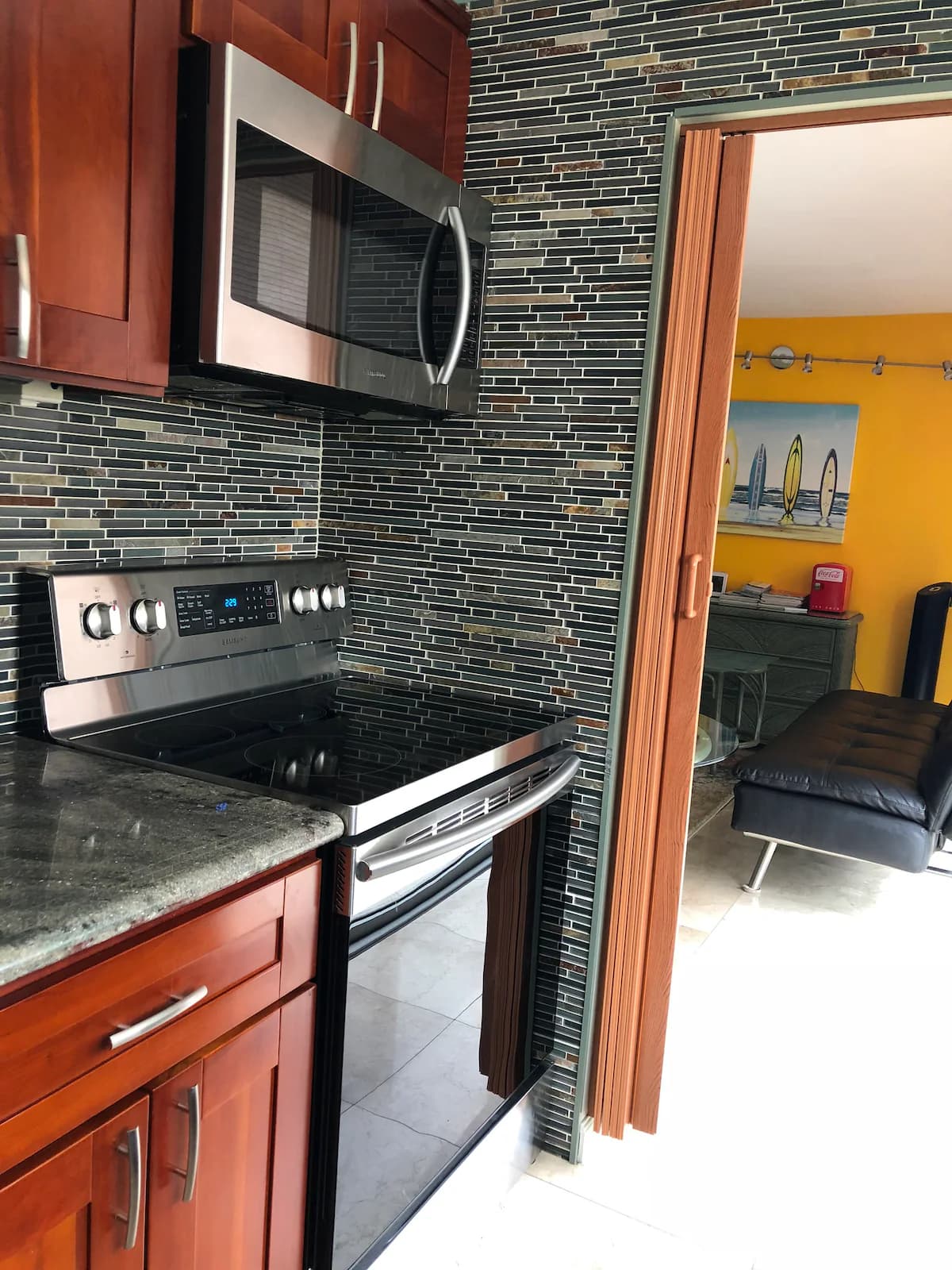 Condo in Honolulu · ★4.88 · 1 bedroom · 3 beds · 1 bath - Image 14