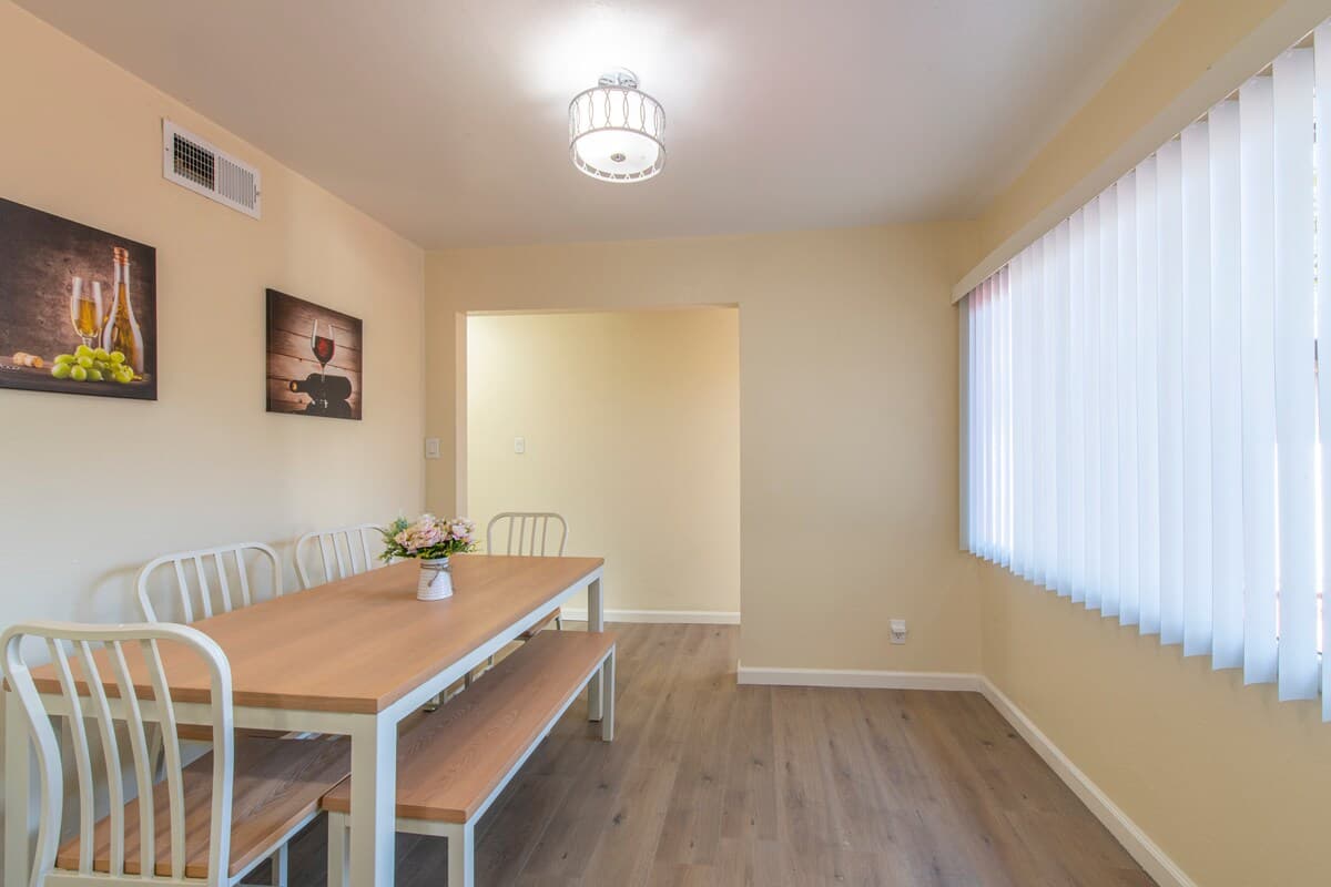 Menlo Park 6BR Near Facebook, 2 Kitchens - Photo 18