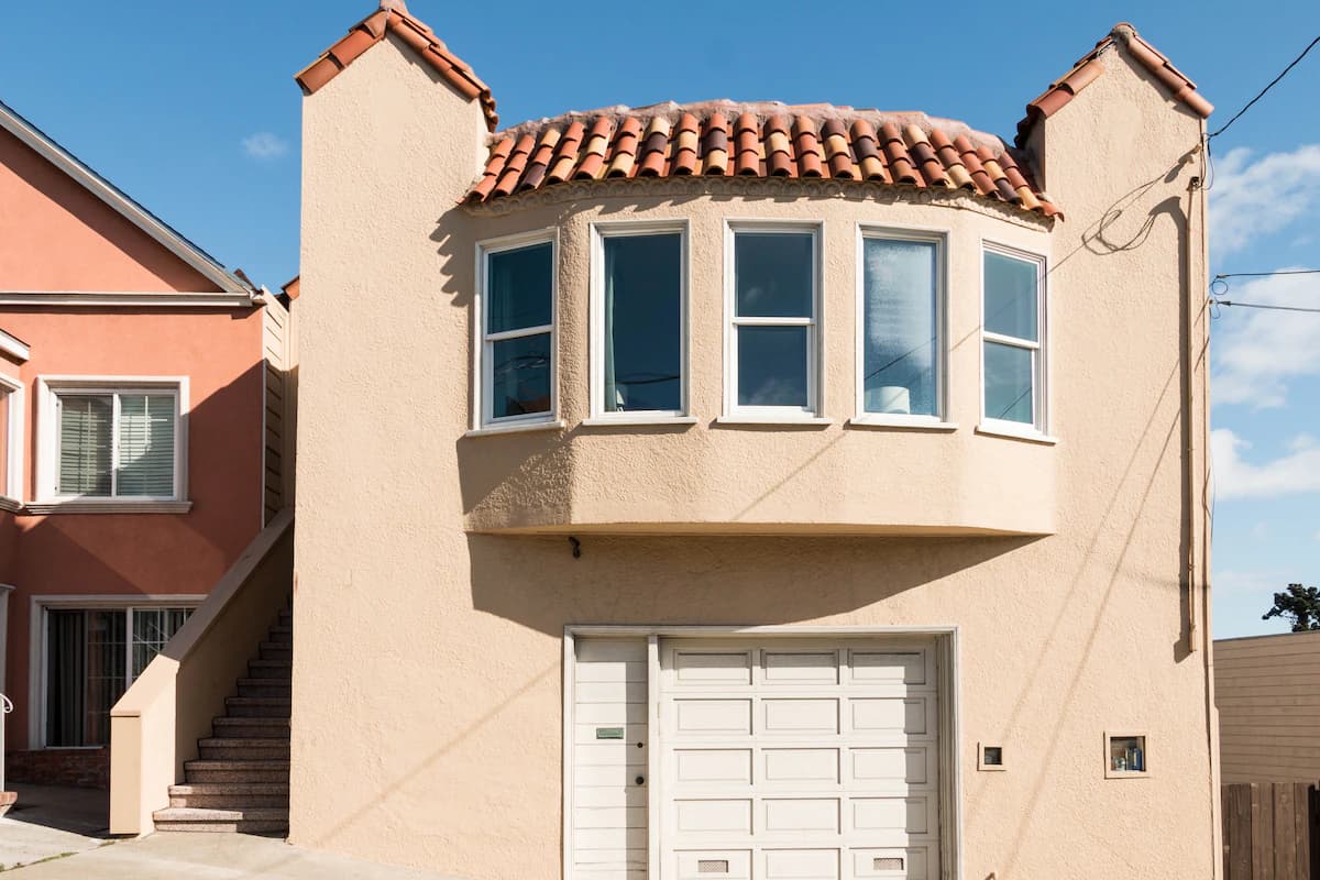 Art-Filled Home Near BART, Free Parking, Sleeps 14 - Photo 42