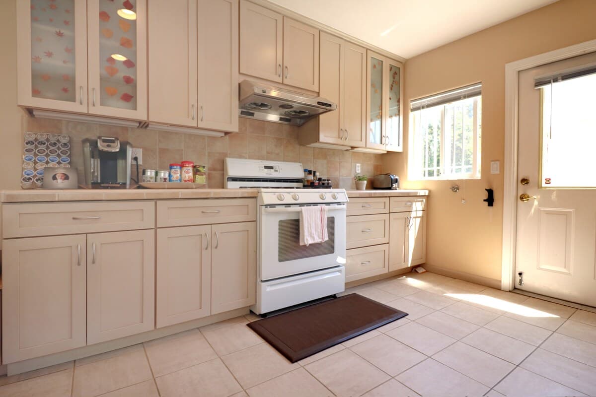 Home in Mountain View · ★4.97 · 2 bedrooms · 3 beds · 1 bath - Image 9