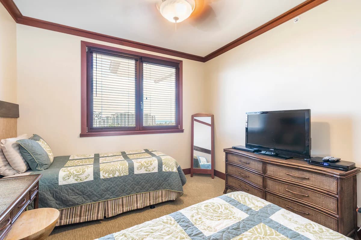 Condo in Kapolei · ★4.92 · 2 bedrooms · 5 beds · 2 private baths - Image 20