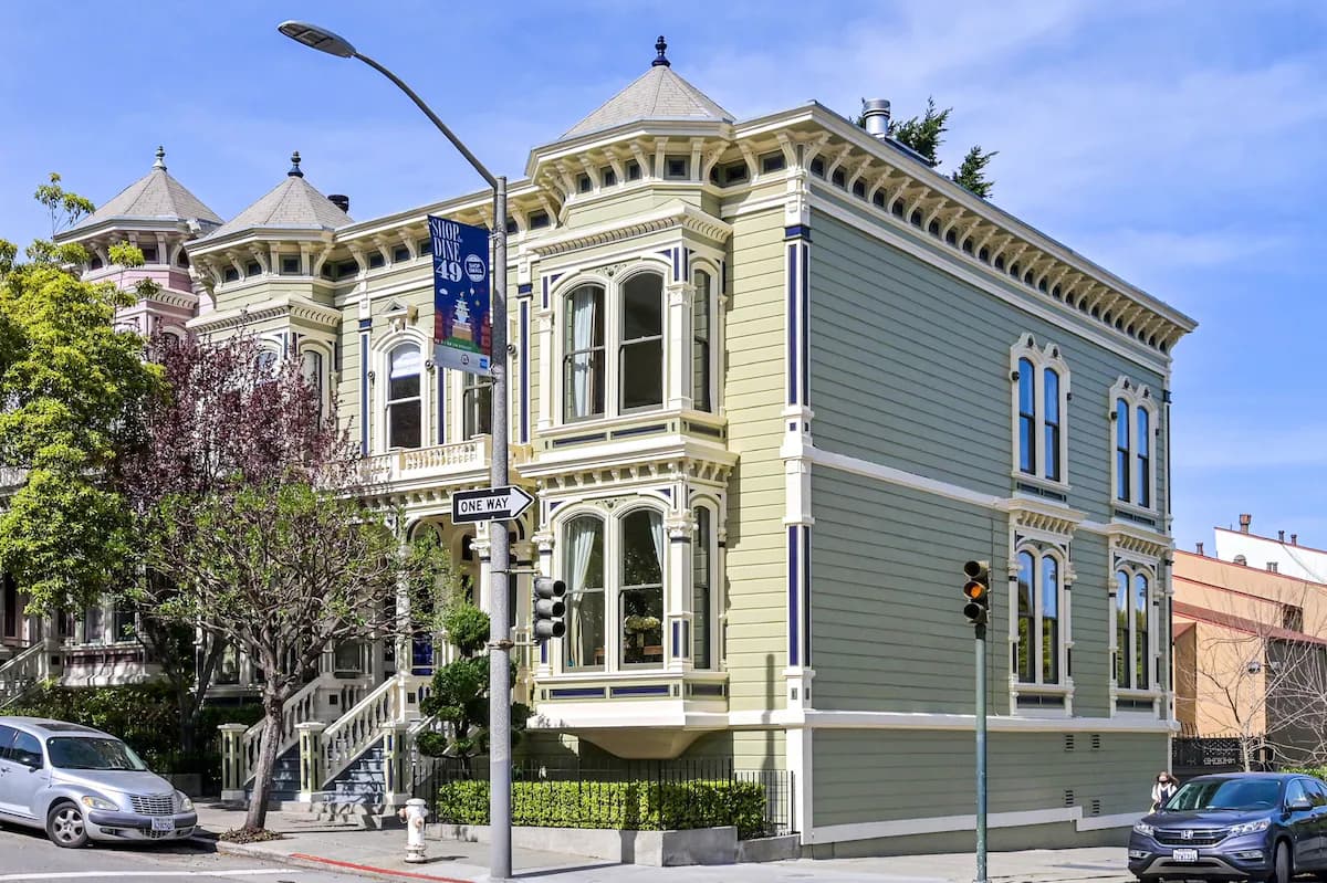 Victorian Garden Suite Steps to Painted Ladies - Photo 17