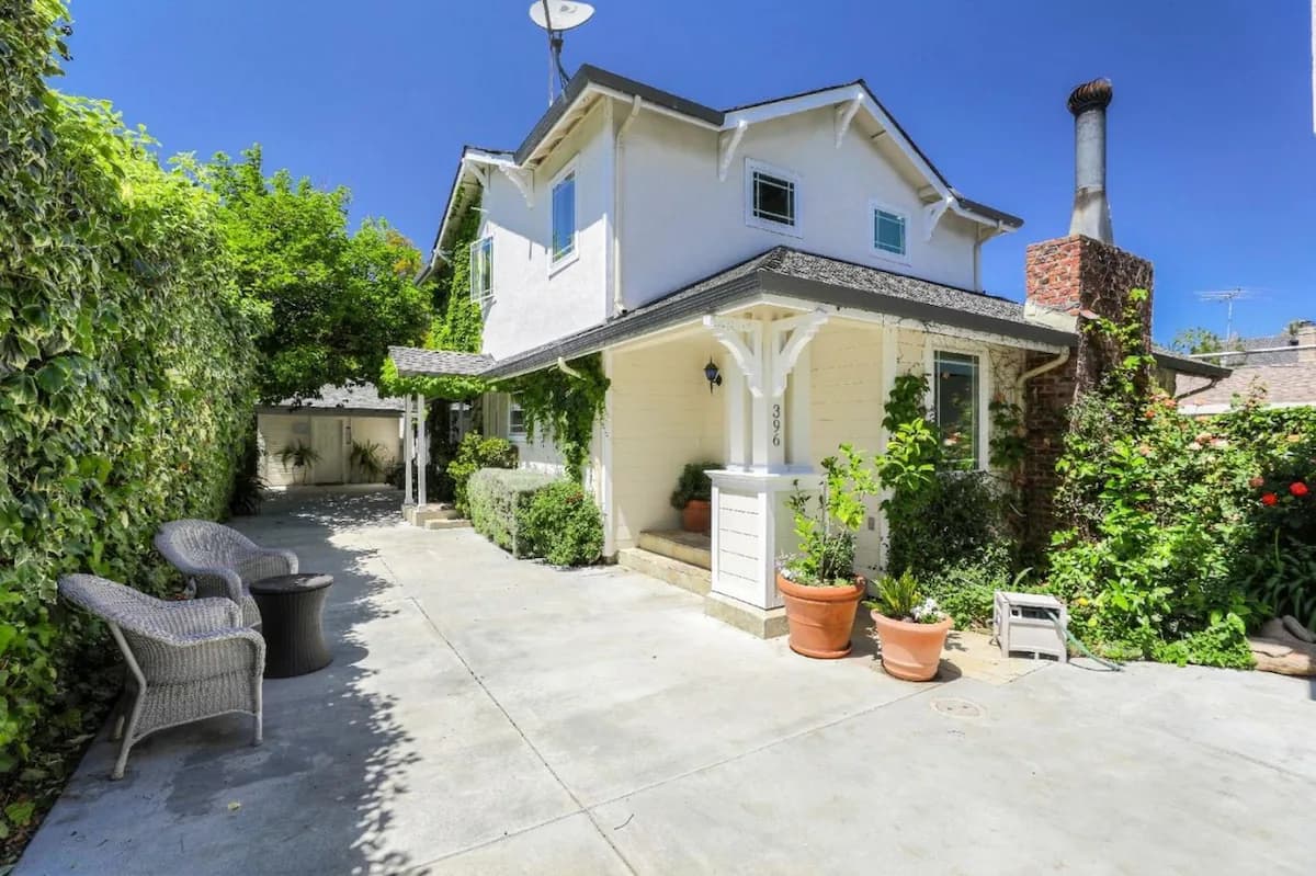 Home in Mountain View · ★4.85 · 4 bedrooms · 6 beds · 3 baths - Image 37