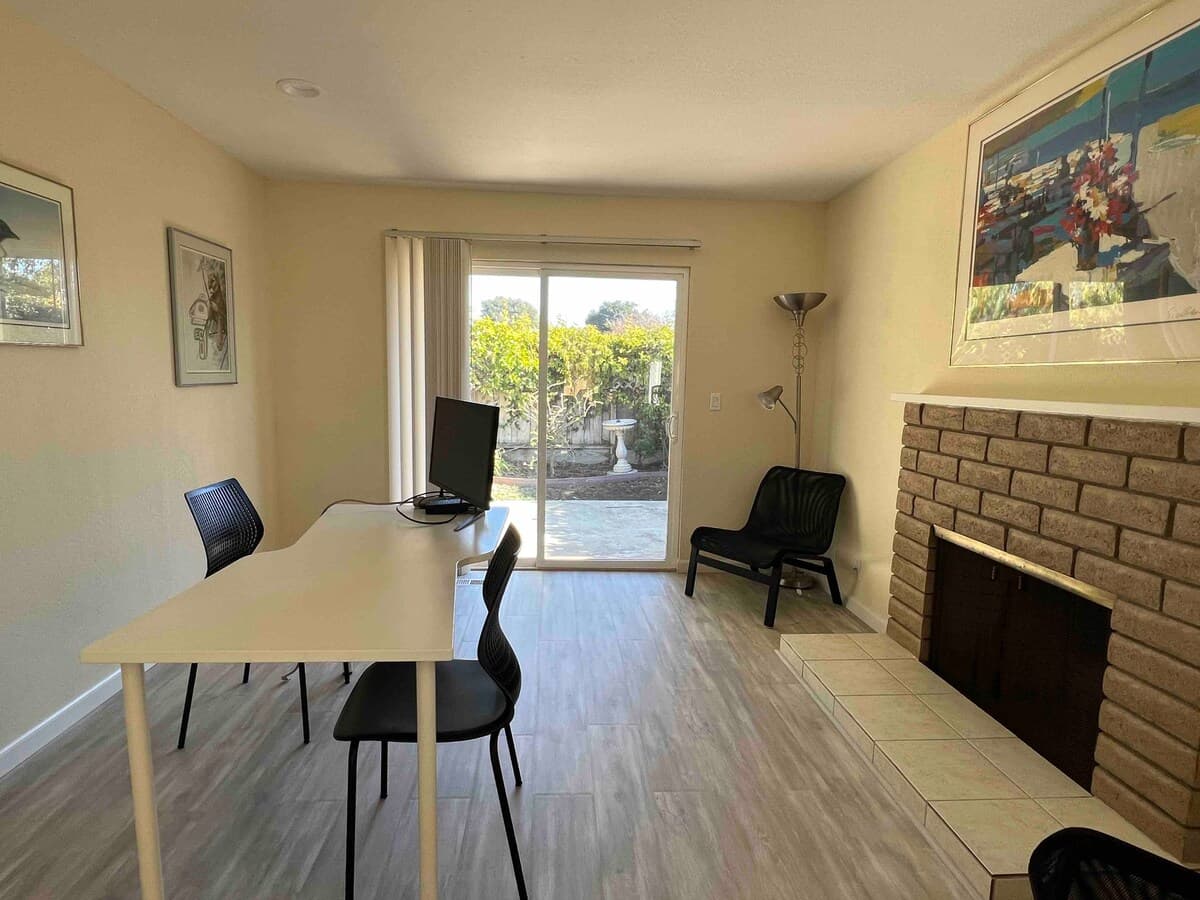 Newly Renovated Duplex Across from Park - Photo 9