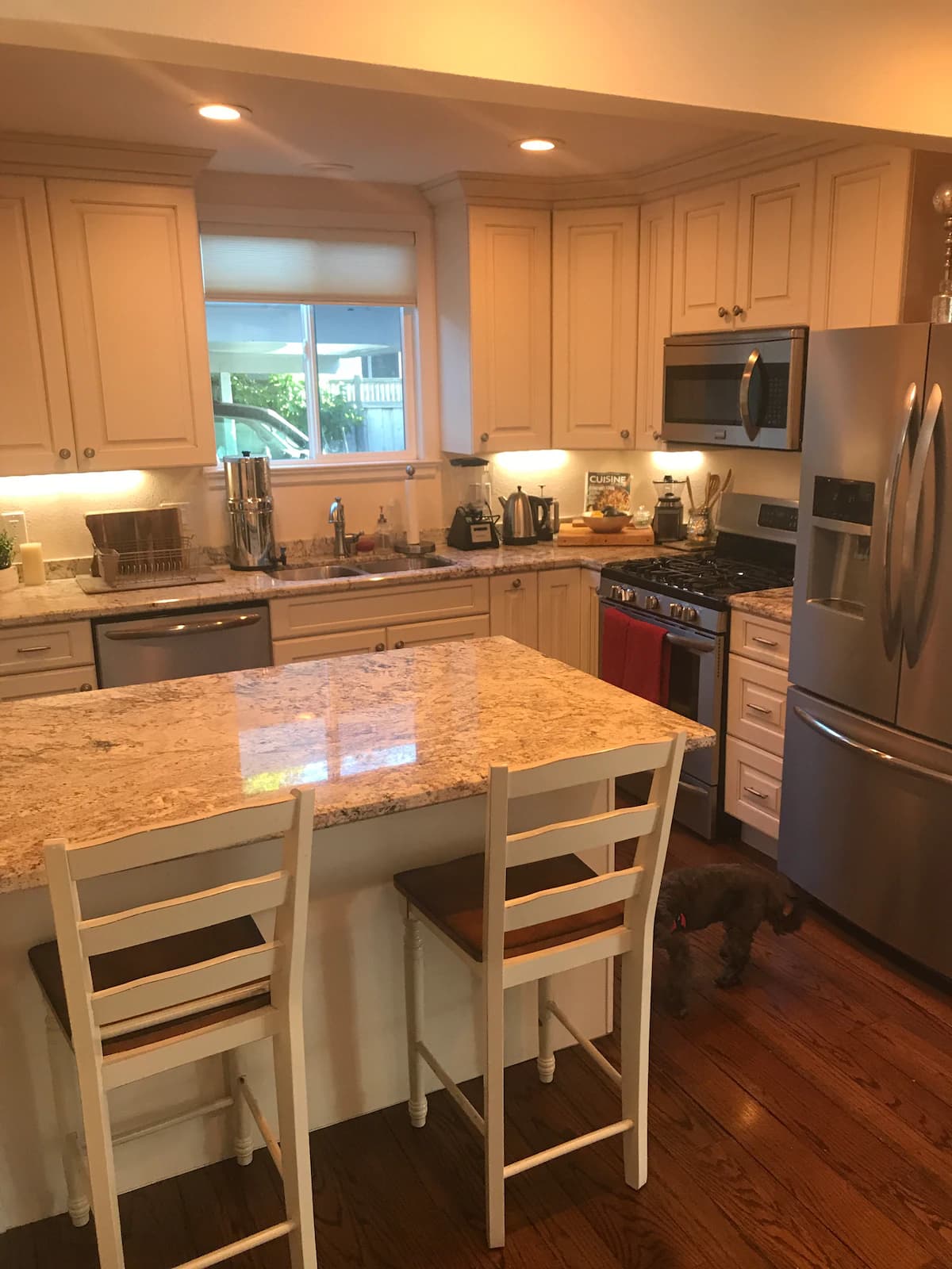 Home in Menlo Park · ★4.84 · 2 bedrooms · 3 beds · 1 bath - Image 8