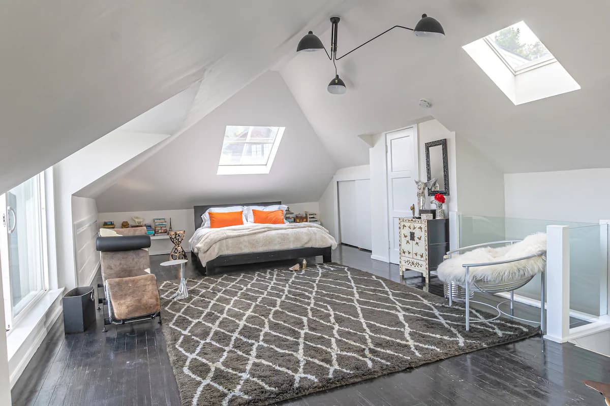 Edwardian Villa with Panoramic Views & Sauna - Photo 14