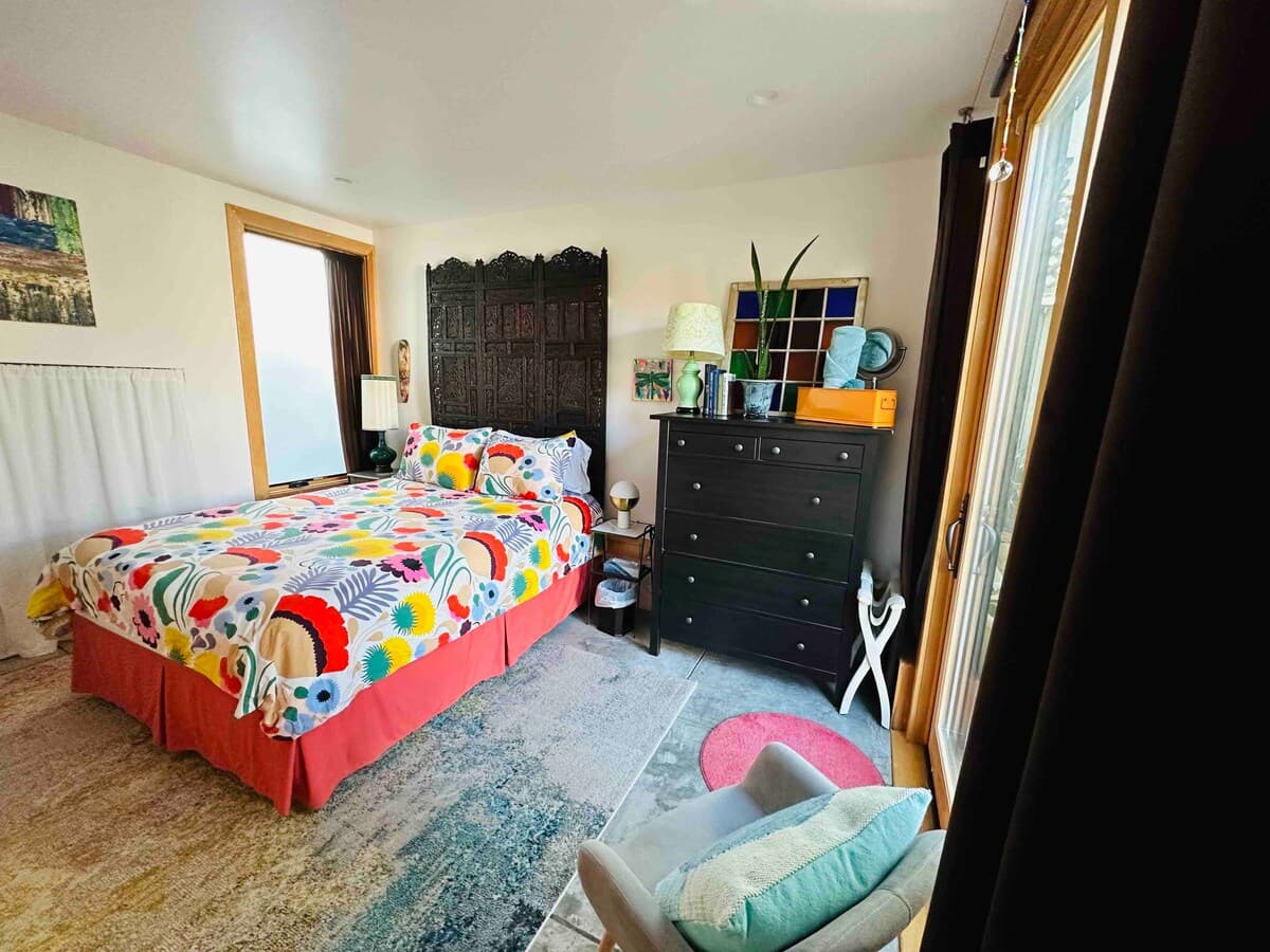 Sunny Garden Apartment Near SFO with Courtyard - Photo 6