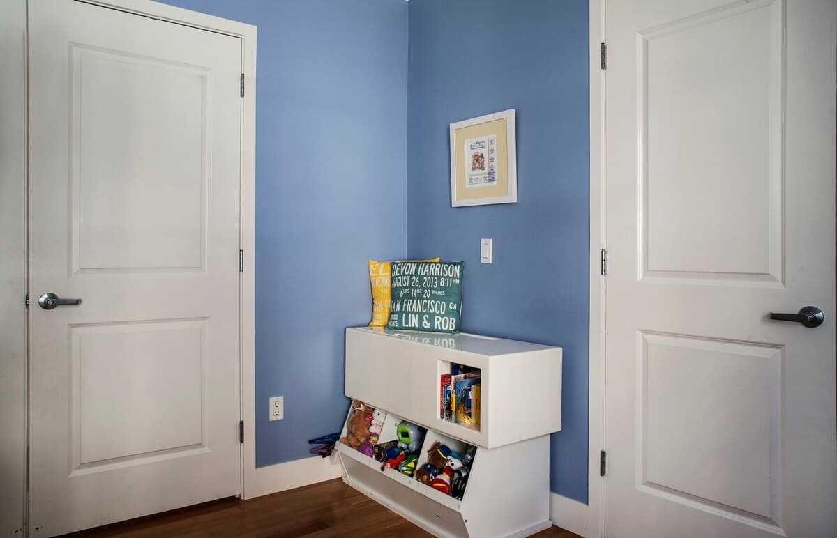 Elevator Opens Into FlatNob Hill 3BR, 2 Parking - Photo 55