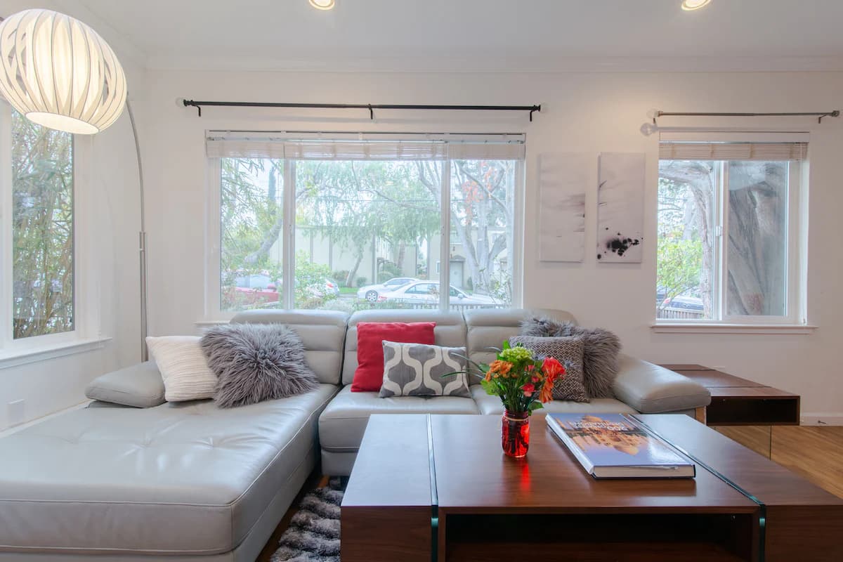 Condo in Palo Alto · ★4.81 · 3 bedrooms · 4 beds · 2 baths - Image 5