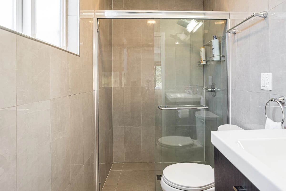 Home in Daly City · ★4.93 · 3 bedrooms · 4 beds · 2 baths - Image 34