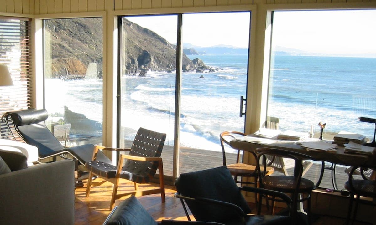 Ocean Front Beach Cottage with Hot Tub & Fireplace - Photo 1