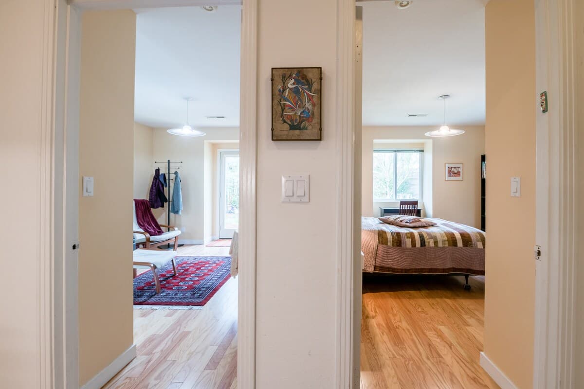 Charming guest unit in picturesque Palo Alto - Image 23