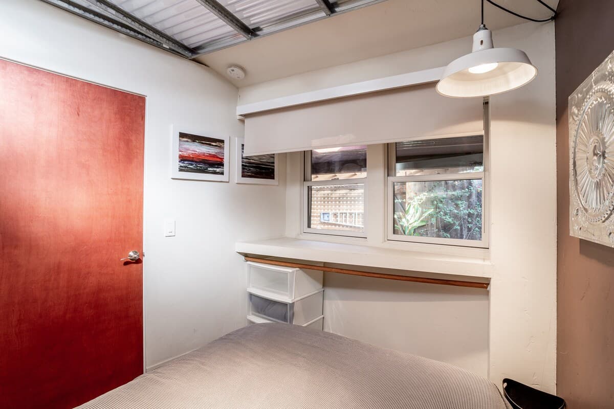 Guesthouse in Palo Alto · ★5.0 · 2 bedrooms · 2 beds · 1.5 baths - Image 25