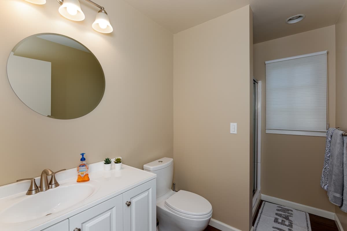 Guesthouse in Menlo Park · ★4.98 · Studio · 3 beds · 1 bath - Image 6