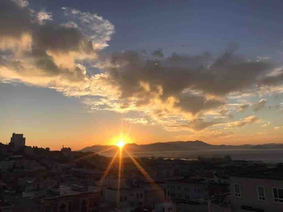 Private 2BR with 1000ft² Rooftop & 360 Views - Photo 46