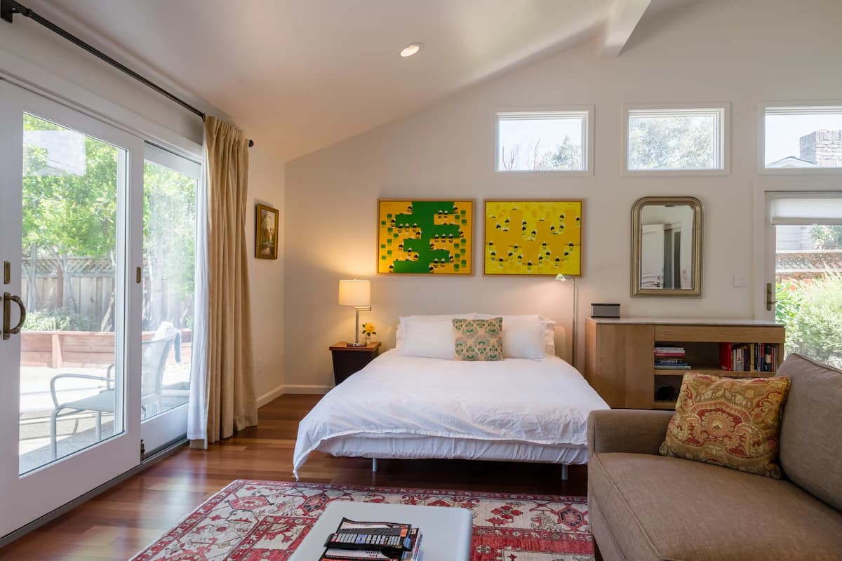 Home in Los Altos · ★5.0 · 3 bedrooms · 3 beds · 3 baths - Image 15
