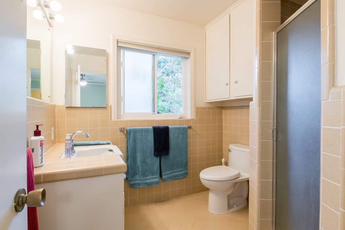 Home in Menlo Park · ★4.91 · 4 bedrooms · 5 beds · 2.5 baths - Image 21