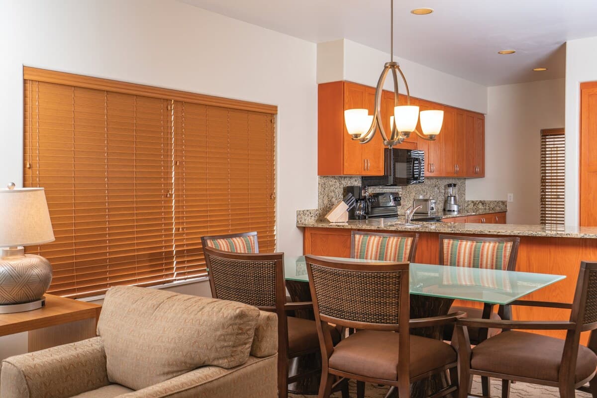 Club Wyndham Kona Coast Resort Oceanfront resort - Image 14