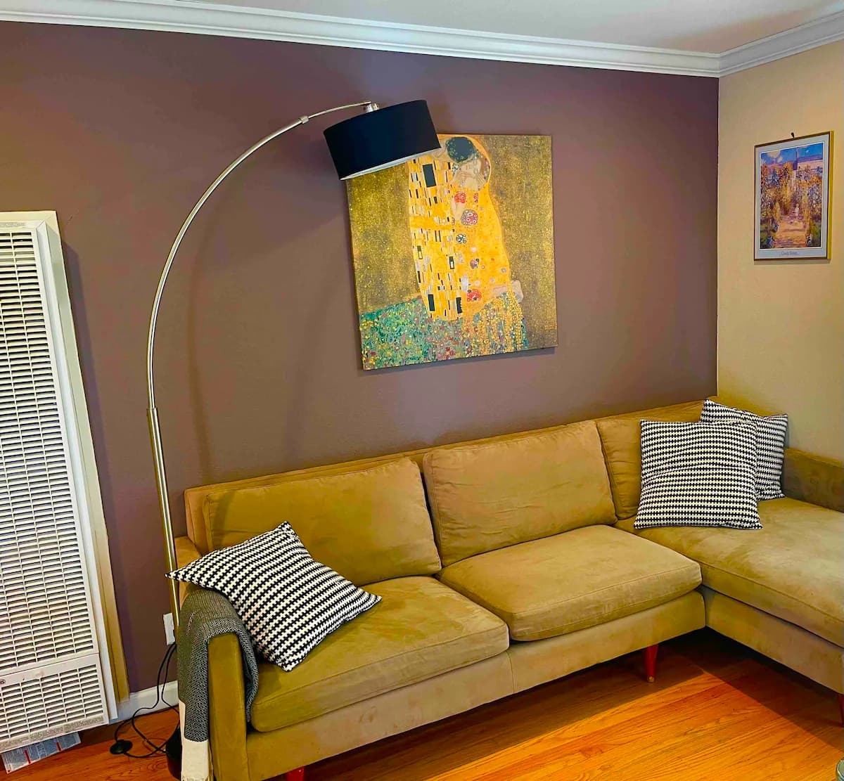 Home in Palo Alto · ★4.75 · 2 bedrooms · 4 beds · 1 bath - Image 5