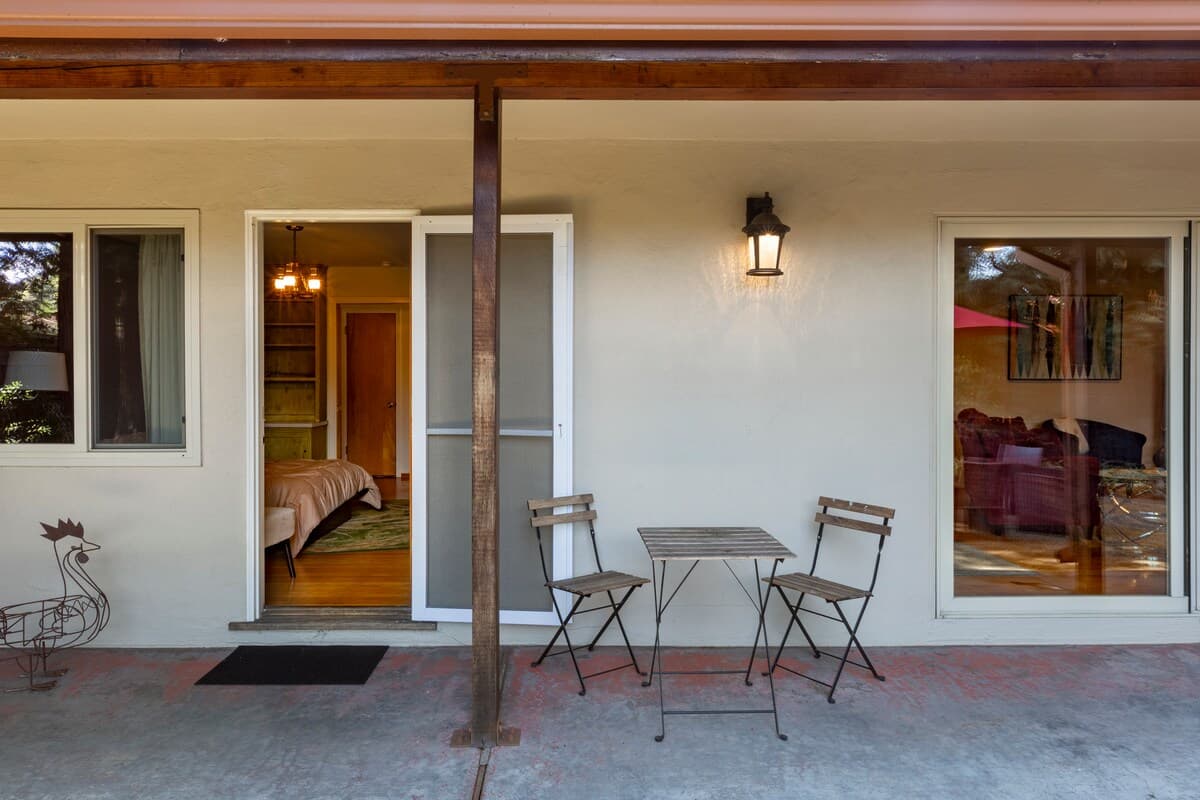 Home in Menlo Park · ★4.77 · 5 bedrooms · 6 beds · 3 baths - Image 36