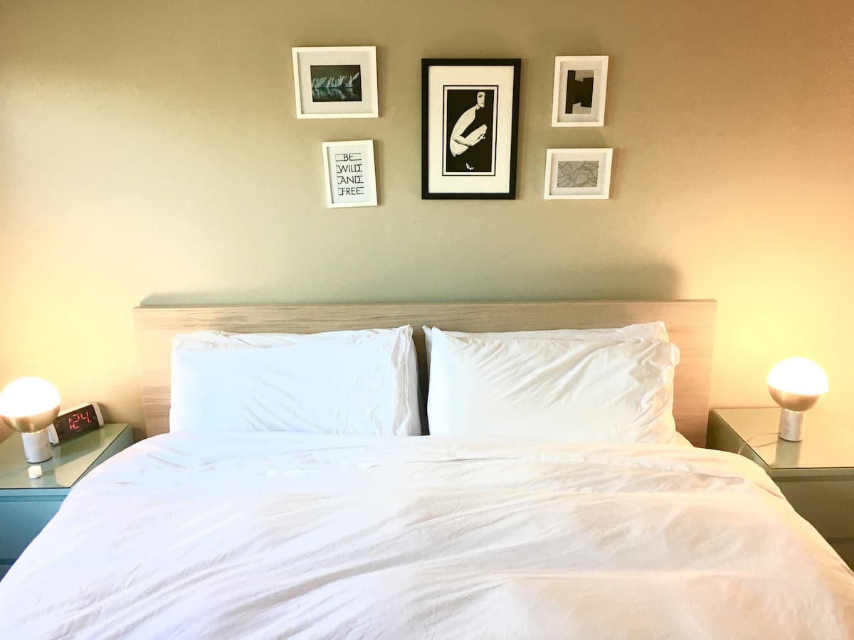 Modern Sunset Suite (+King bed) by GG Park - Photo 17