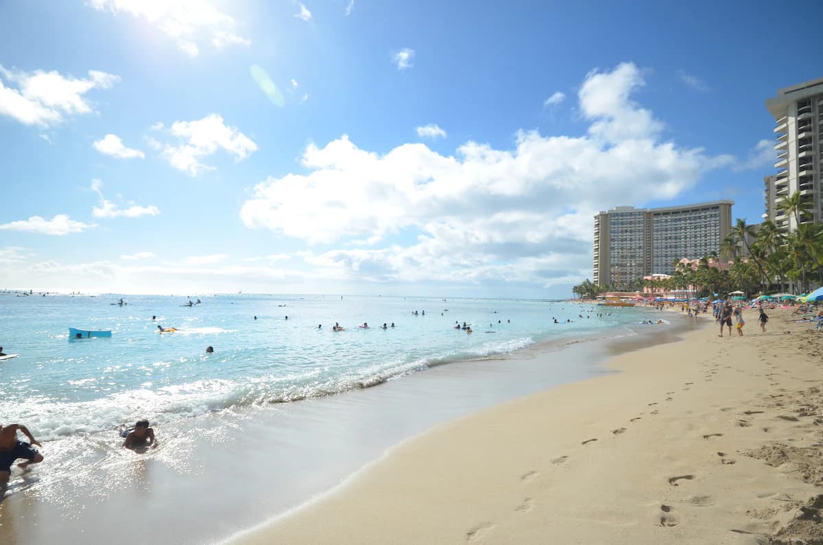Condo in Honolulu · ★4.49 · Studio · 1 bed · 1 bath - Image 13